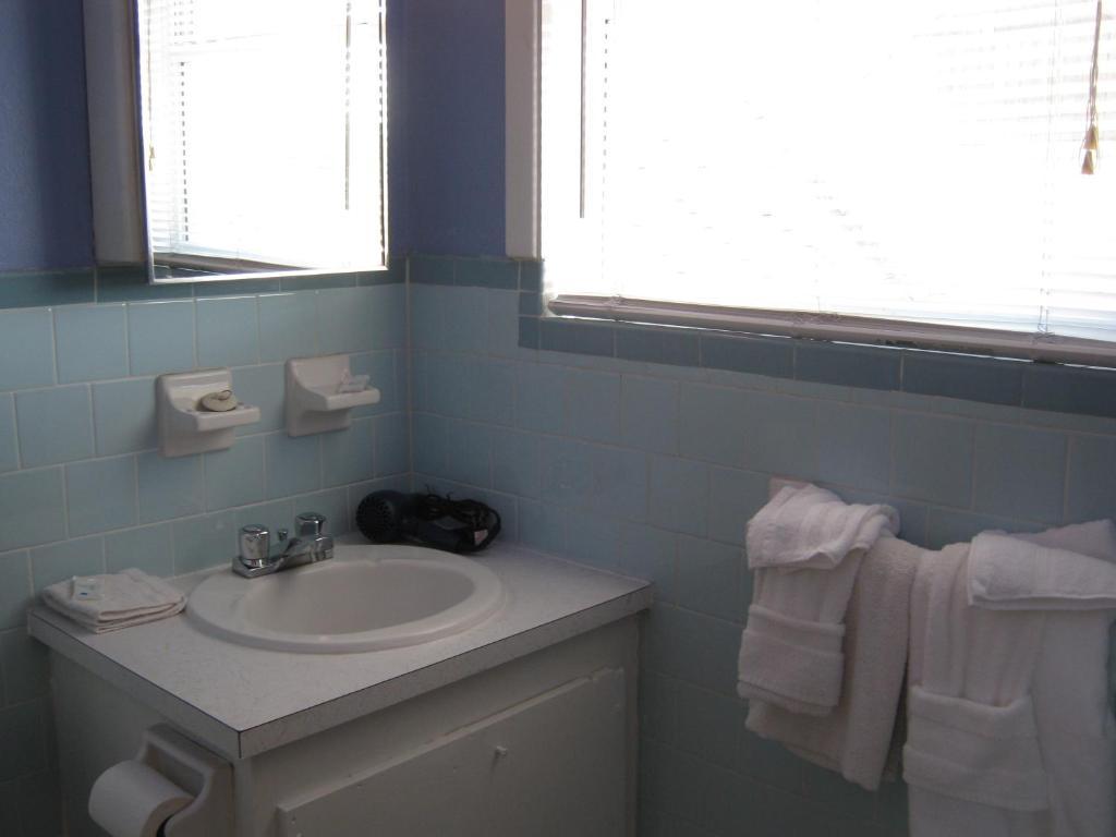 The Holiday Court Villas And Suites Fort Myers Beach Rum bild