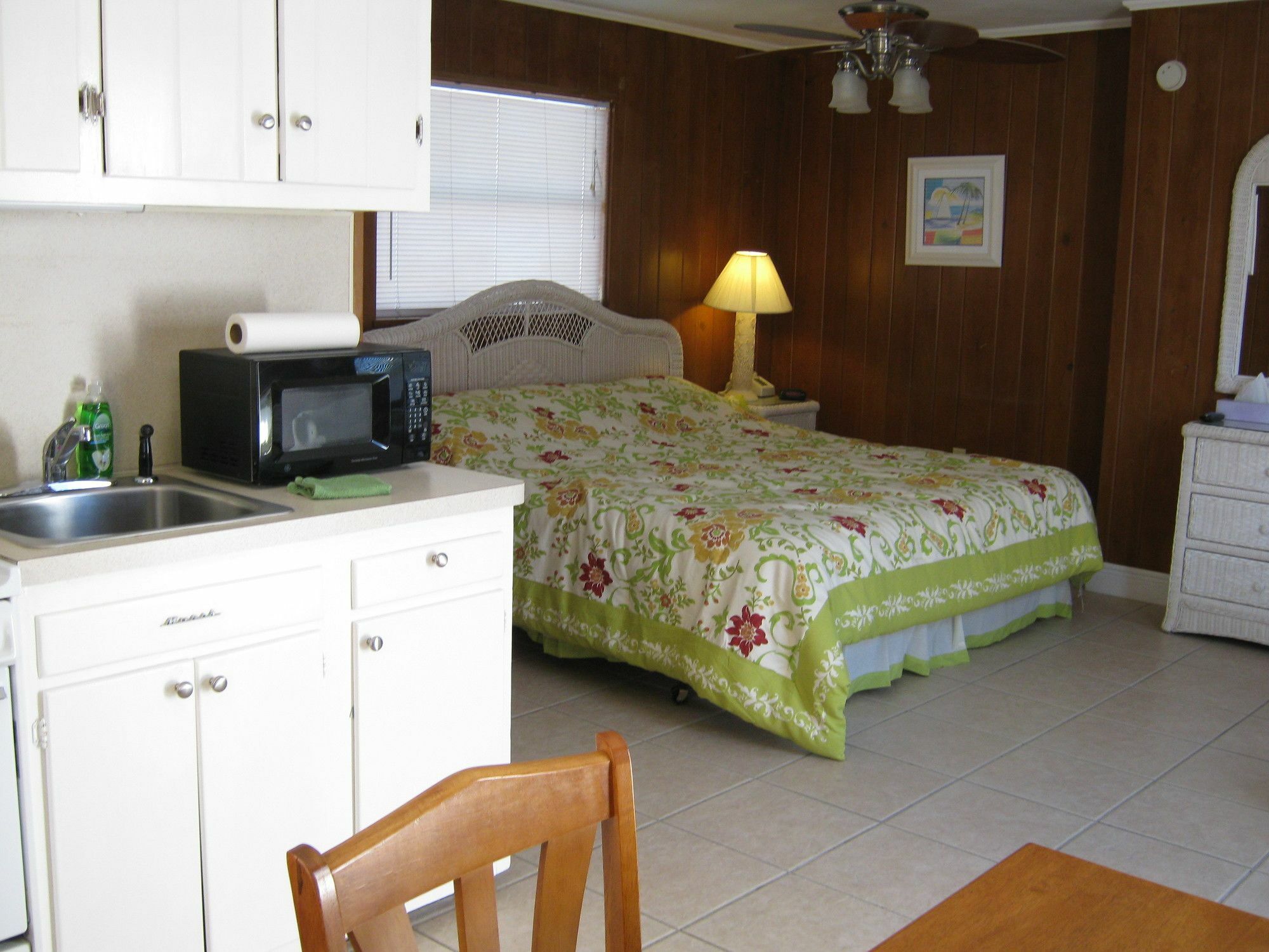 The Holiday Court Villas And Suites Fort Myers Beach Exteriör bild